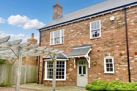 4 bedroom semi-detached house for sale, London Road, Shenley, WD7
