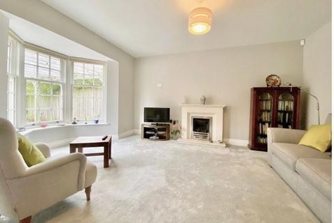 4 bedroom semi-detached house for sale, London Road, Shenley, WD7