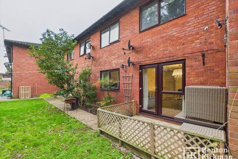1 bedroom maisonette for sale, Mallow Gardens, Billericay