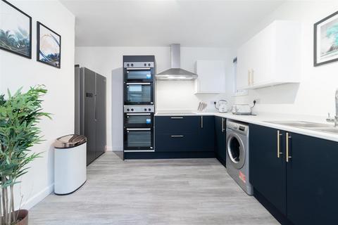 undefined, Cambridge Road, Hampshire GU11