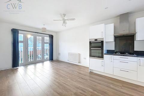2 bedroom coach house to rent, Ashfield Close, Snodland, ME6
