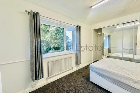 undefined, Newcastle upon Tyne NE4