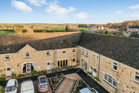 4 bedroom terraced house for sale, Hallgarth Court, Newsham