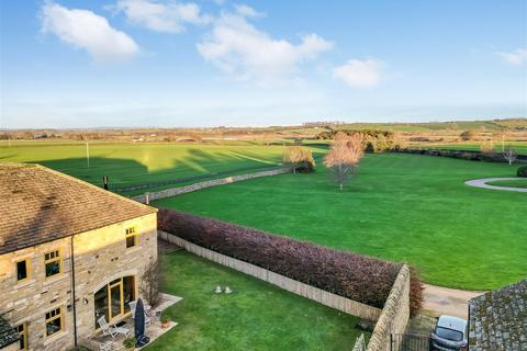 4 bedroom terraced house for sale, Hallgarth Court, Newsham