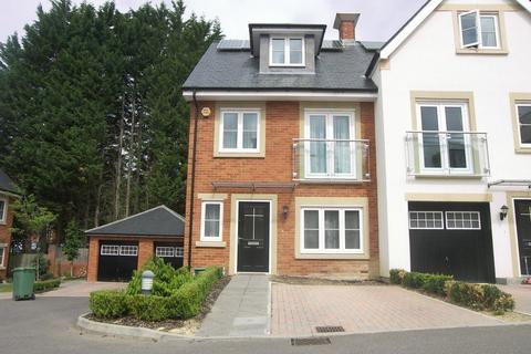 undefined, Leatherhead/Headley Borders