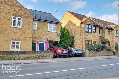 2 bedroom maisonette for sale, Upper Halliford Road, Shepperton