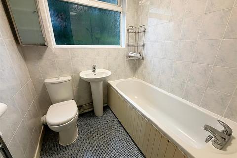 2 bedroom maisonette for sale, Clareville Road, Crofton