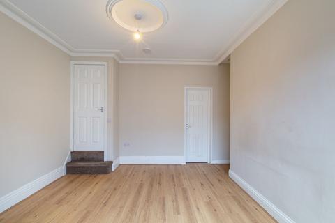 2 bedroom terraced house to rent, Leeds LS4