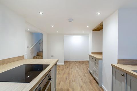 2 bedroom terraced house to rent, Leeds LS4