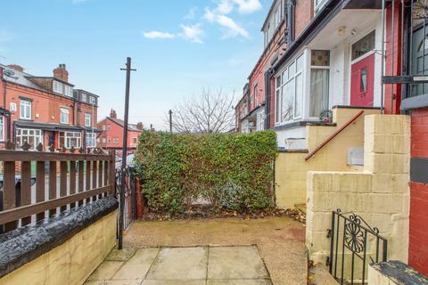 2 bedroom terraced house to rent, Leeds LS4