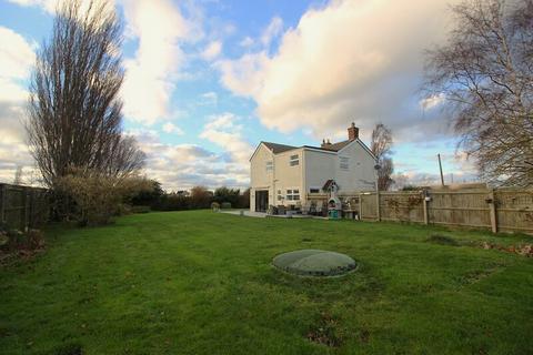 4 bedroom detached house for sale, March Road, Turves PE7