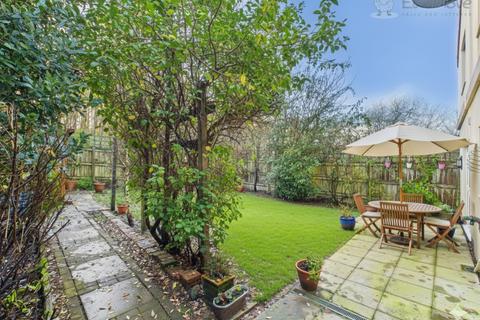 4 bedroom detached house for sale, Ash Drive, South Molton EX36