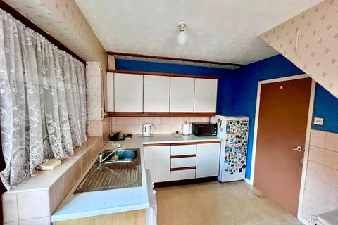 3 bedroom semi-detached house for sale, Cromwell Avenue, Newport Pagnell