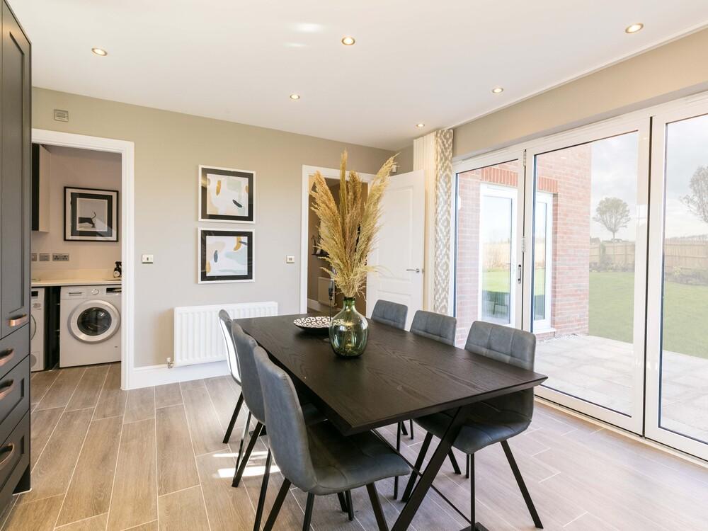 The Harlech - Dining