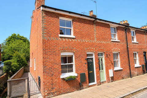 3 bedroom end of terrace house for sale, Hyde Abbey Road, Winchester