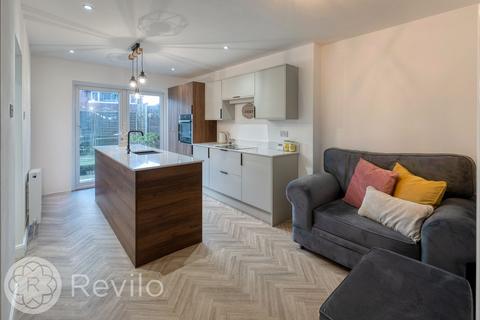3 bedroom semi-detached house for sale, Willows Lane, Rochdale, OL16