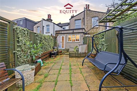2 bedroom terraced house for sale, Lincoln Road, Enfield, EN1