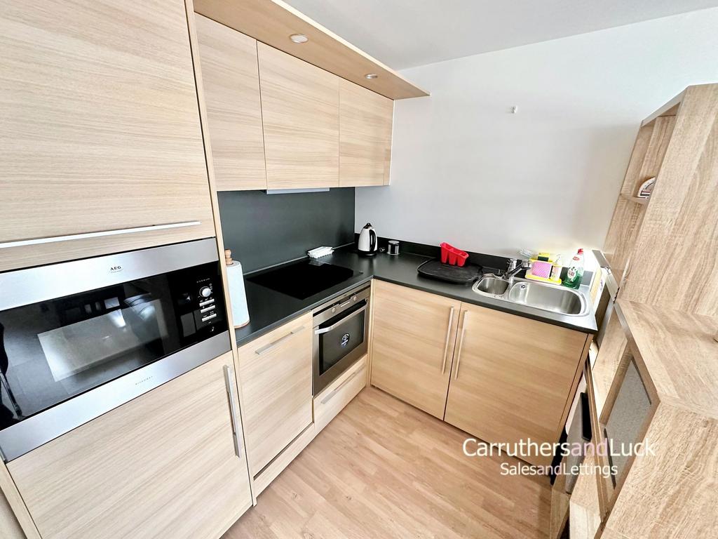 Open Plan Lounge / Kitchen
