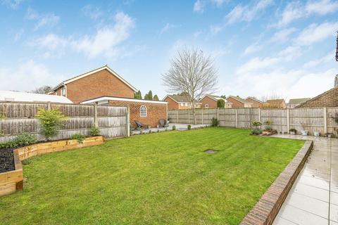 4 bedroom link detached house for sale, Moggs Mead, Petersfield GU31