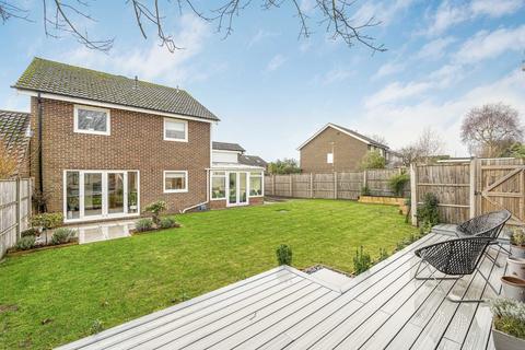 4 bedroom link detached house for sale, Moggs Mead, Petersfield GU31