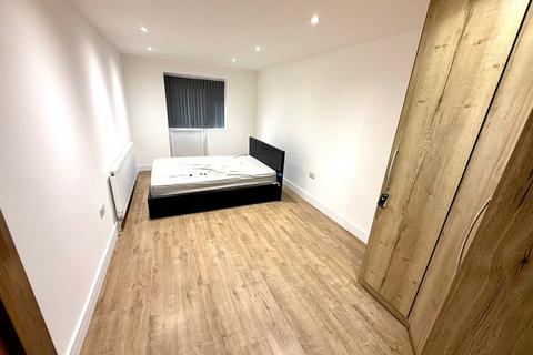 undefined, Bath Road, Hounslow