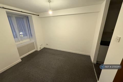 undefined, Colwyn Road, Northampton, NN1