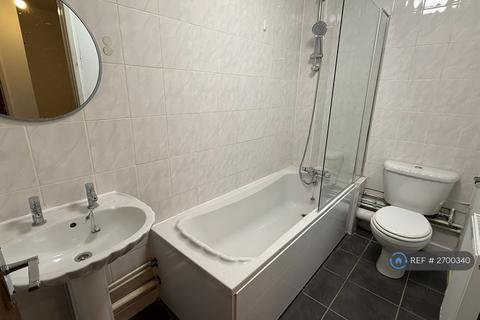 1 bedroom flat to rent, Colwyn Road, Northampton, NN1