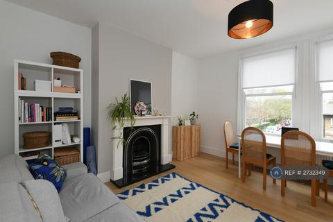 undefined, Dartmouth Park Hill, London, NW5