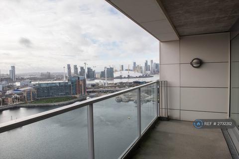 2 bedroom flat to rent, Western Gateway, London, E16