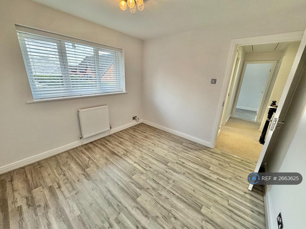 Bedroom 3 (2.9m x 2.9m)