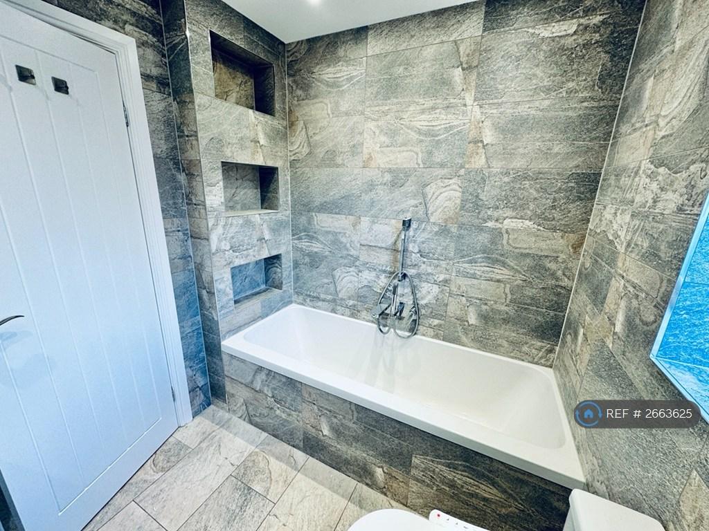 Family Bath With Shower (2m x 2.2m)