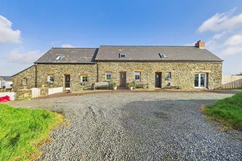 4 bedroom detached house for sale, Haverfordwest, SA62