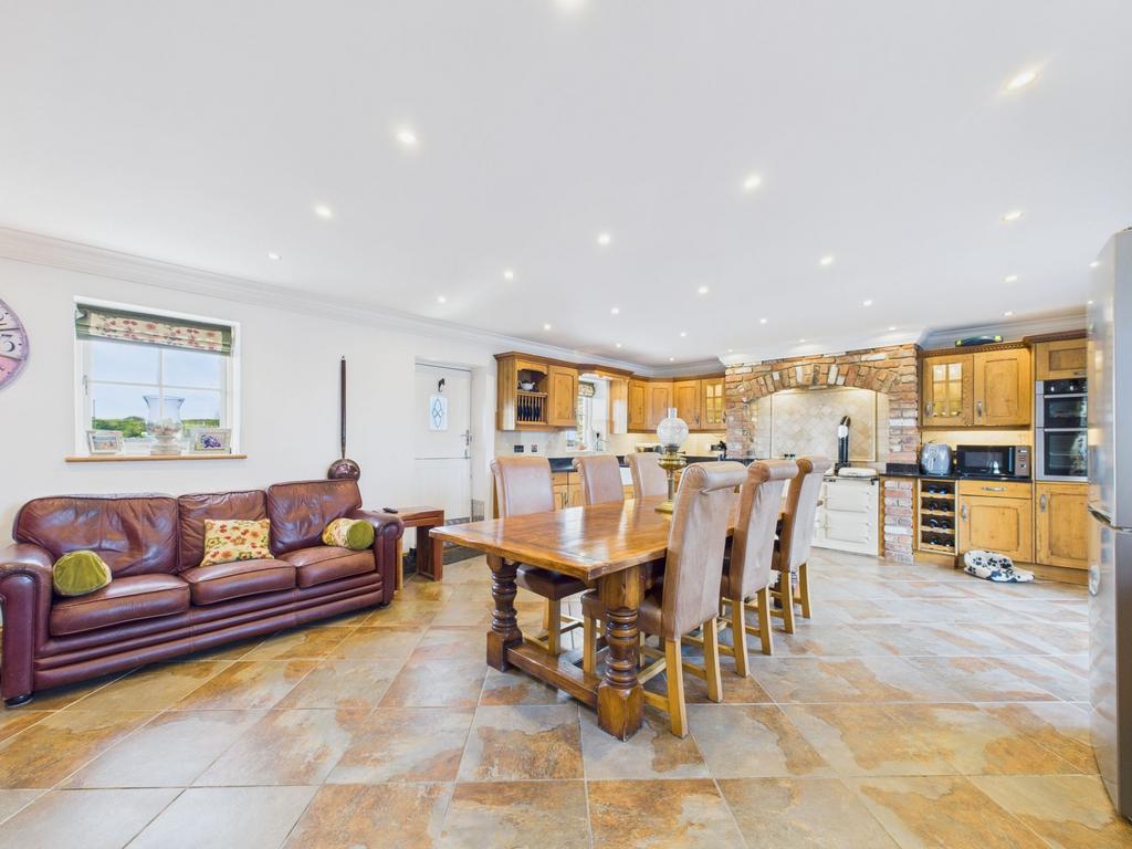 Kitchen Breakfast Room