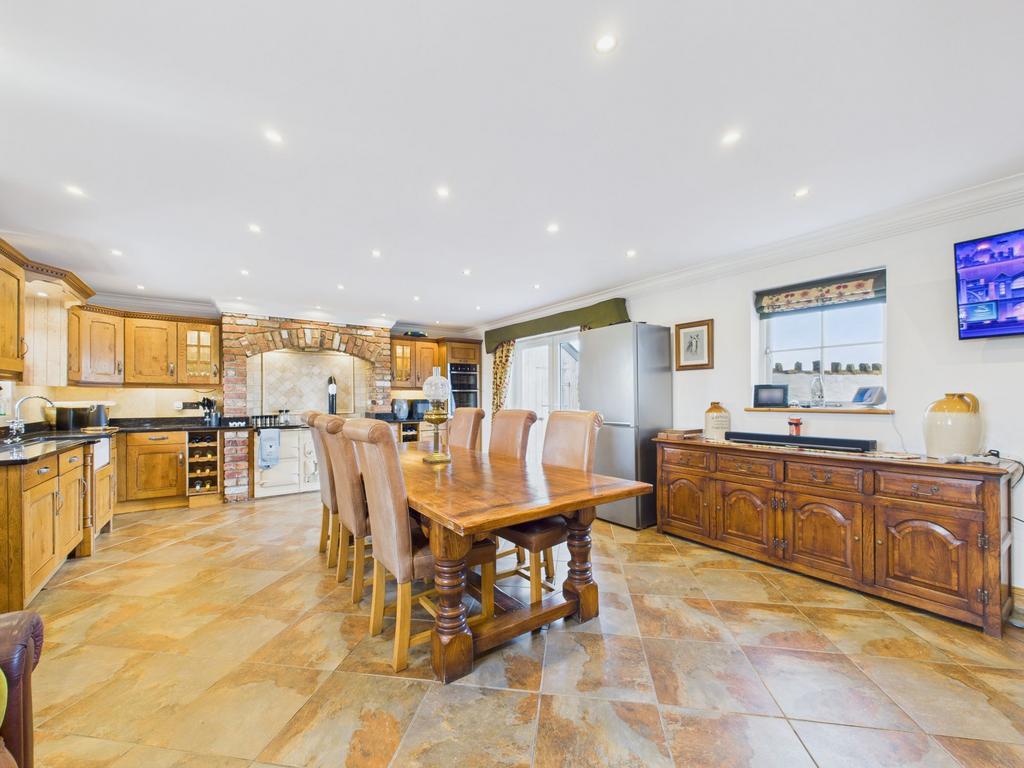 Kitchen Breakfast Room