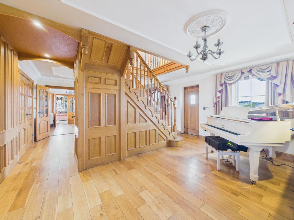 Entrance Hall / Reception