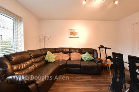 undefined, Heathfield Park Drive, Chadwell Heath RM6