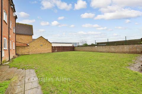 undefined, Heathfield Park Drive, Chadwell Heath RM6