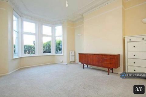 undefined, Avonwick Road, Hounslow, TW3