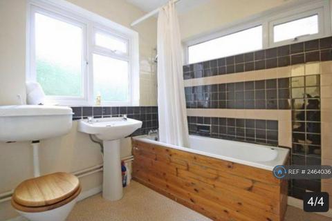 undefined, Avonwick Road, Hounslow, TW3