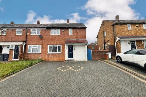 undefined, Catsbrook Road, Runfold, Luton, Bedfordshire, LU3 2ET