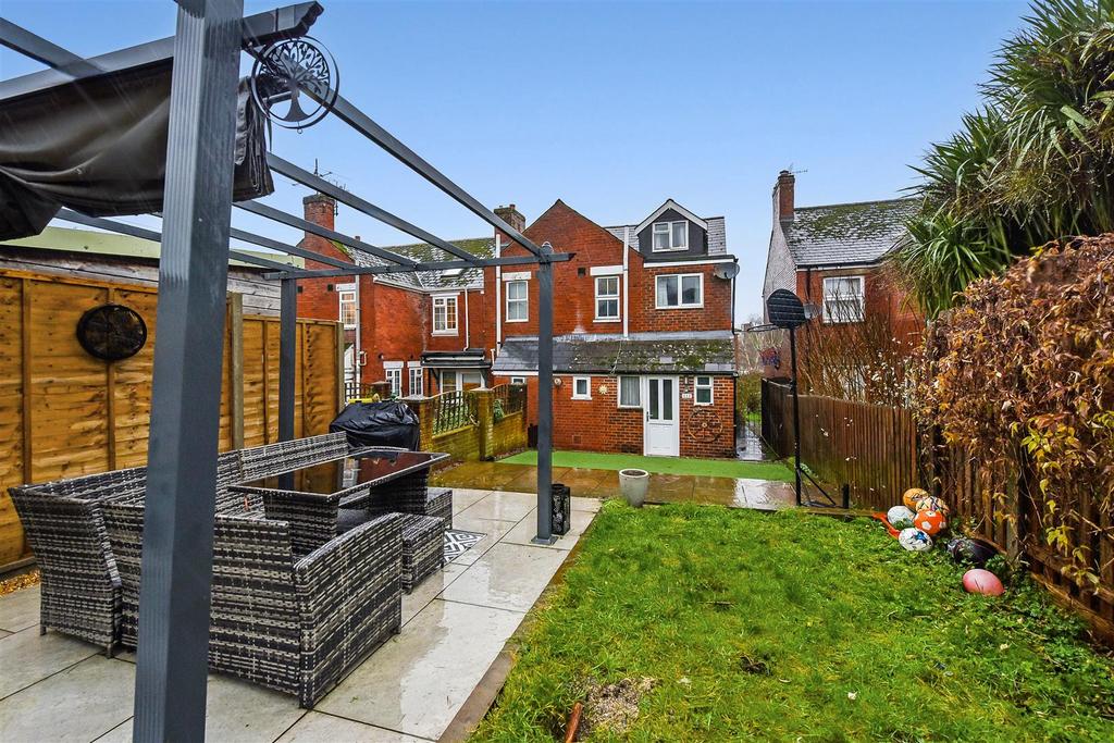 Sketch Ph11 6343130.jpg