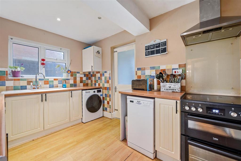 Sketch Ph2 6343121.jpg