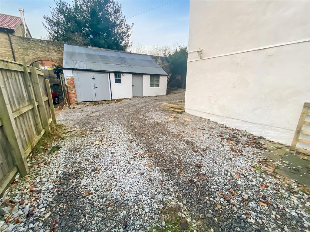 Driveway.jpg