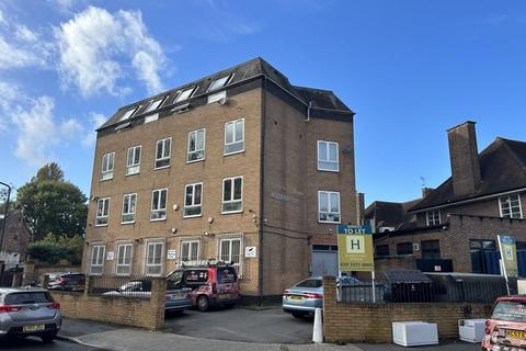 undefined, Woodgrange Avenue, Kenton, Harrow
