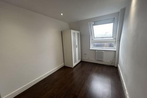 undefined, Woodgrange Avenue, Kenton, Harrow