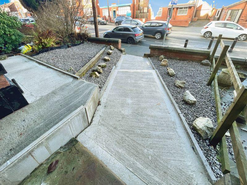 Front Garden Area