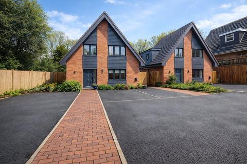undefined, Compton Road West, Wolverhampton, West Midlands, WV3