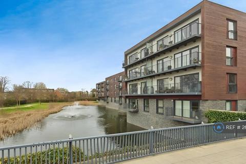 3 bedroom flat to rent - Howard Road, Stanmore, HA7