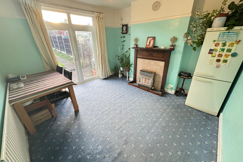 3 bedroom semi-detached house for sale, Bodnant Avenue, Leicester LE5