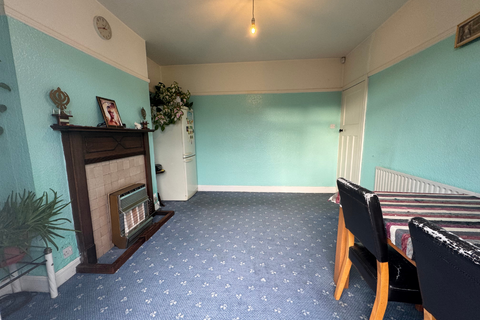 3 bedroom semi-detached house for sale, Bodnant Avenue, Leicester LE5